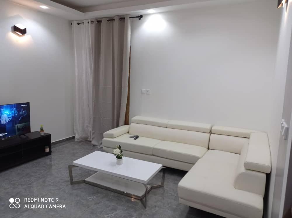 Hotel Appart B4U Yaounde Luaran gambar