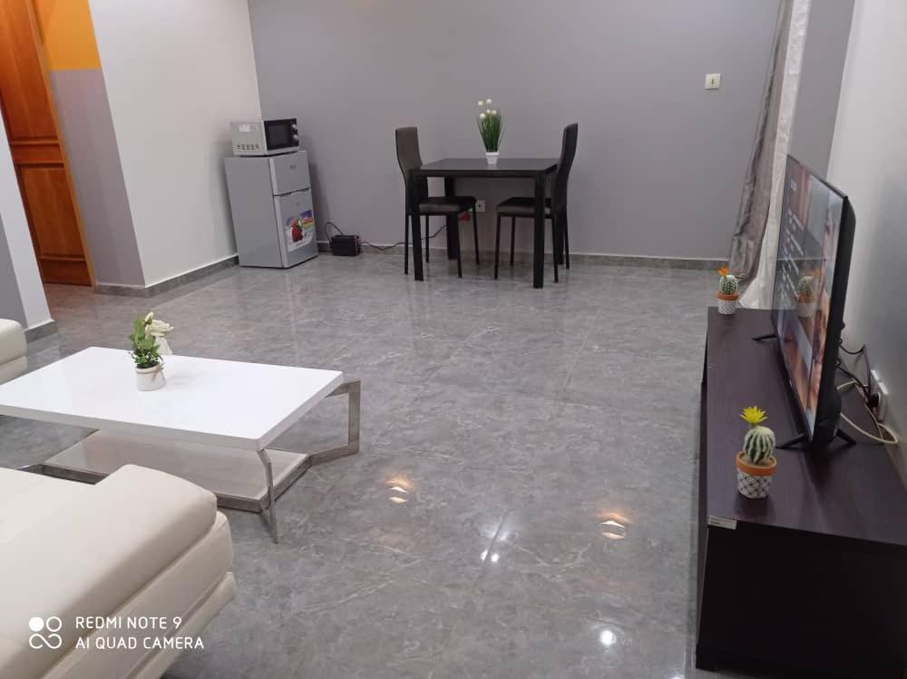 Hotel Appart B4U Yaounde Luaran gambar